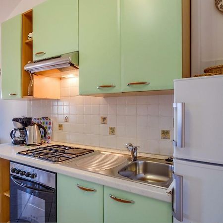 Apartmani Zorica Martinscica  Exterior photo