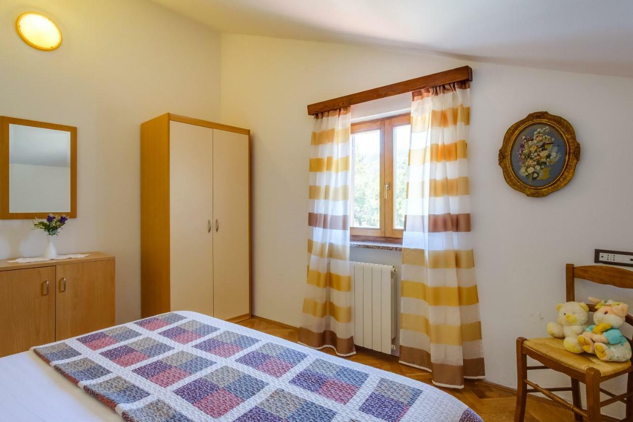 Apartmani Zorica Martinscica  Exterior photo